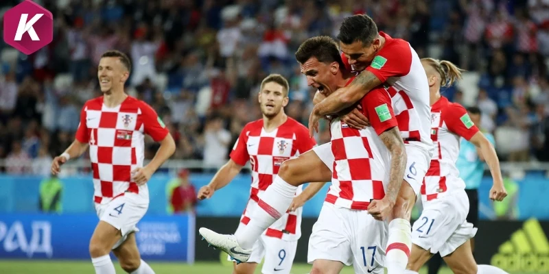 Cách sắp xếp đội hình chiến thuật của croatia