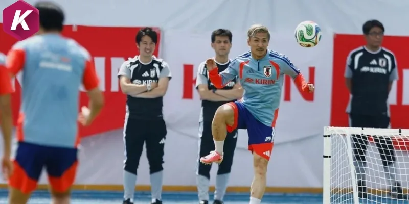 Nhật Bản bỏ sân tập, Mexico hứng chỉ trích trước World Cup