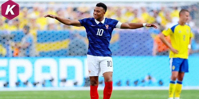Mbappe tiếp tục phá kỷ lục sau trận đấu với Paraguay
