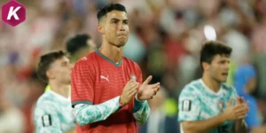 Ronaldo tri trân Jota sau khi giành chiến thắng ở đại chiến Croatia